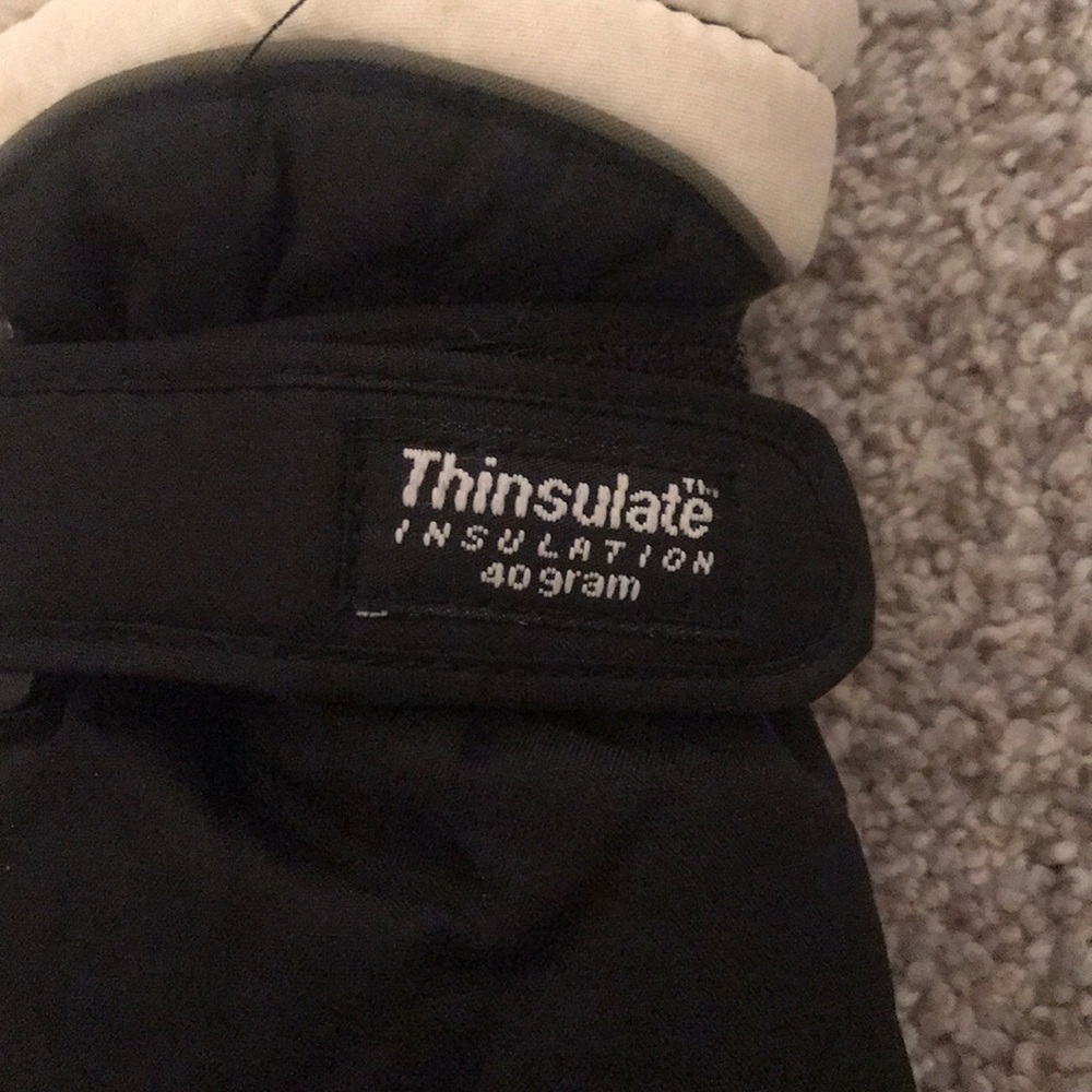 Gloves - Picture 2 of 2